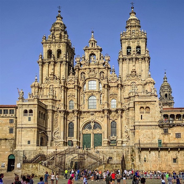 17-Catedral_de_Santiago_de_Compostela__GF.jpg