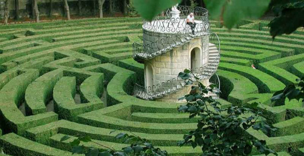 3-3-labirinto-villa-pisani.jpg