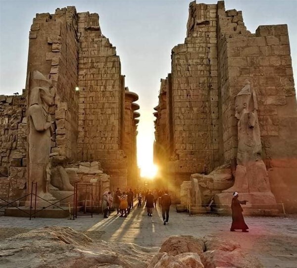 3-Il-solstizio-al-Tempio-di-Karnak-ph.-Wesam-Mohamed_GF.jpg