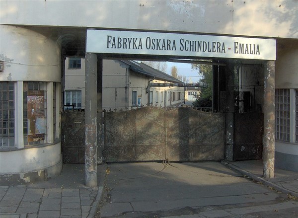 5-Oskar_Schindler_enamel_factory_in_Kraków_GF.jpg